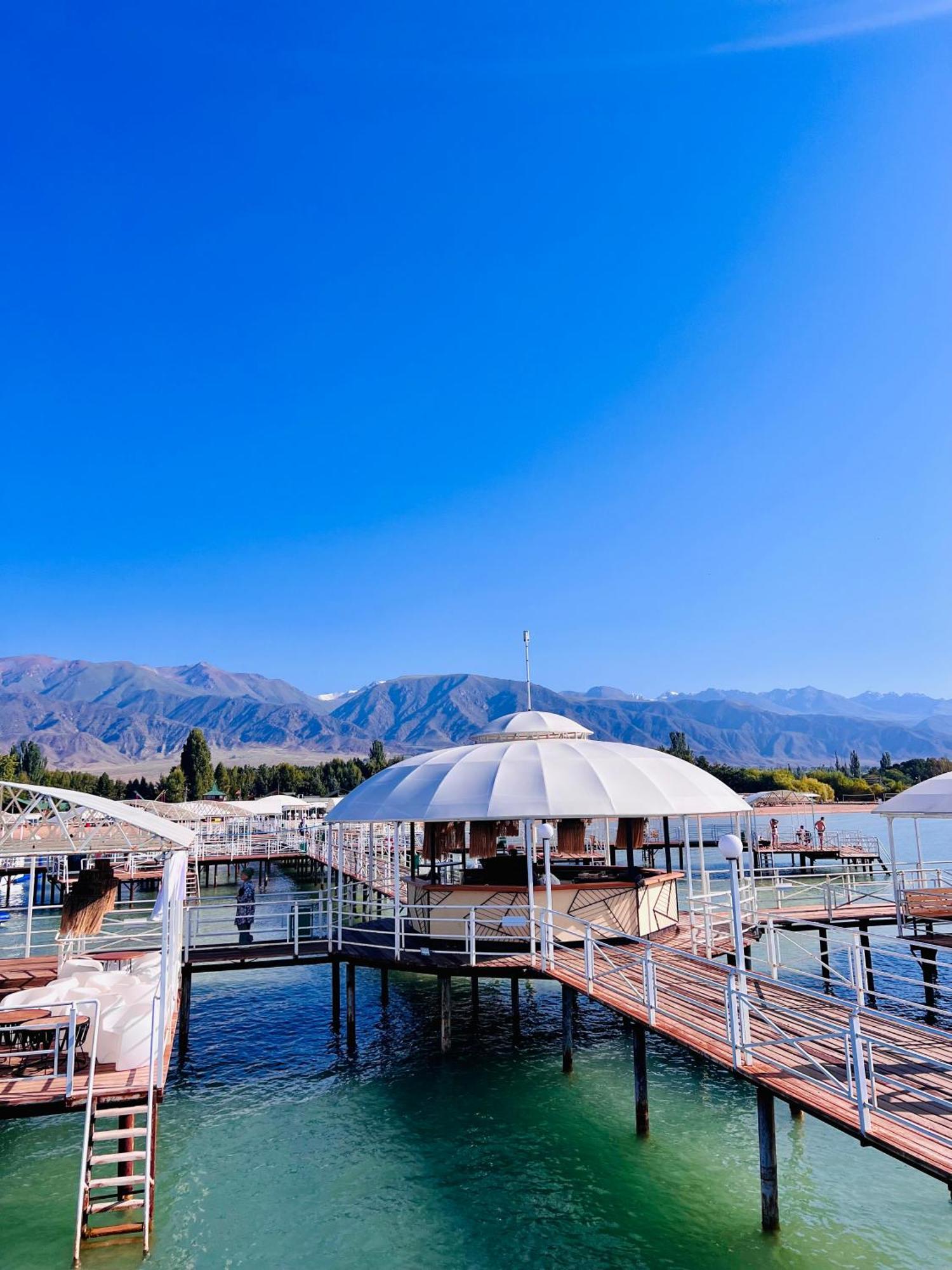Апарт готель Радуга Иссык-Куль Chon-Sary-Oy Екстер'єр фото